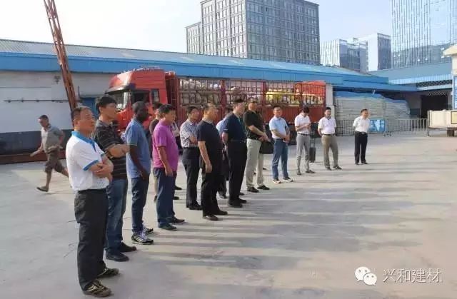 顺德|记事|湖北省住建厅、设计院领导及专家一行 莅临星河集团参观指导